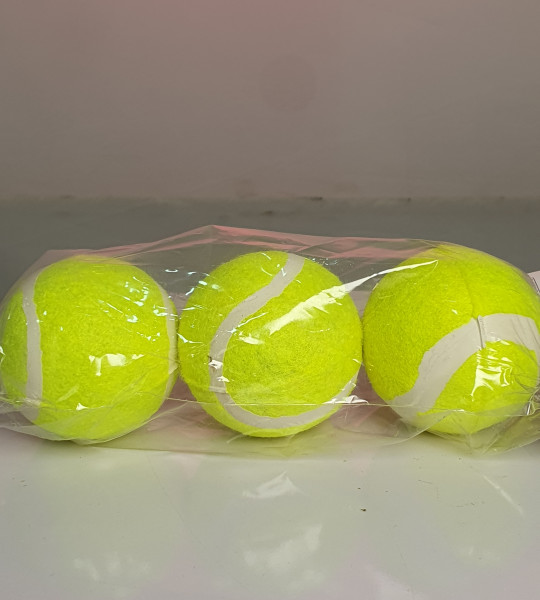 TENNIS BALLS